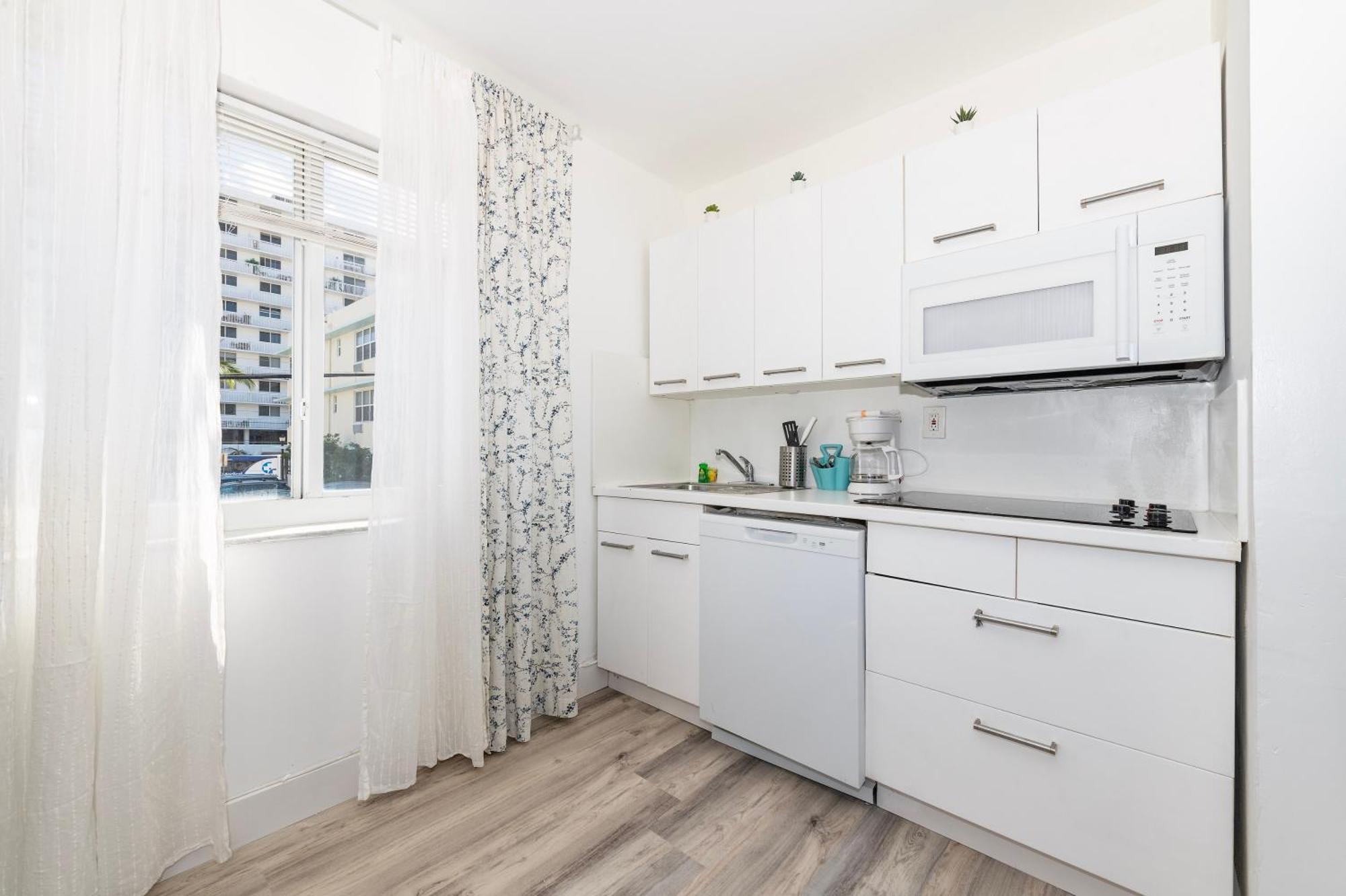 Sofi Beach Apartments 마이애미 비치 외부 사진